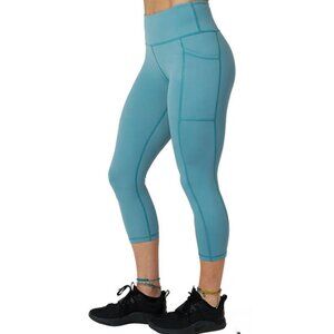 CONSTANTLY VARIED GEAR Sage Blue Teal Capri Leggings CVG Large